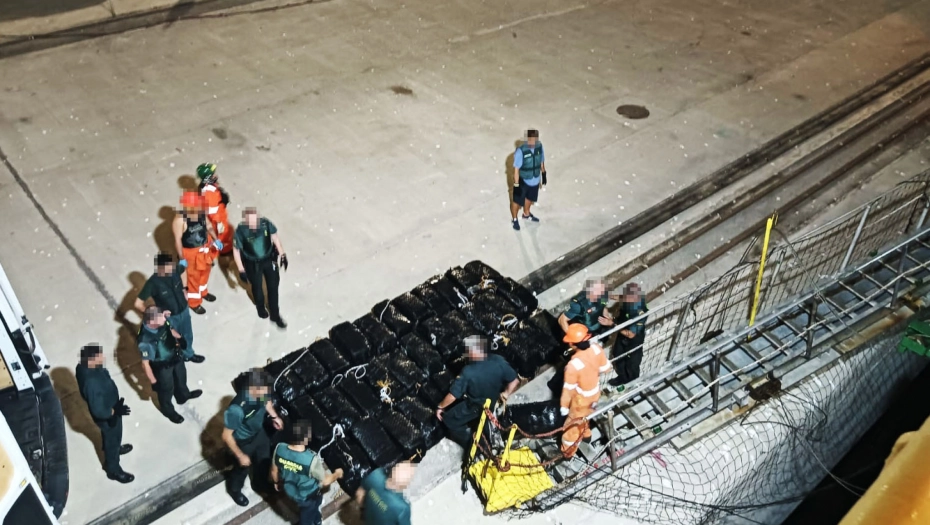 Velika akcija: Uhapšeno osam srpskih državljana, zaplijenjeno 1,1 tona kokaina